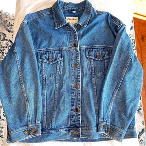 Eddie Bauer Women's Casual Light Blue Denim Jacket, Women's Extra-Large (XL)